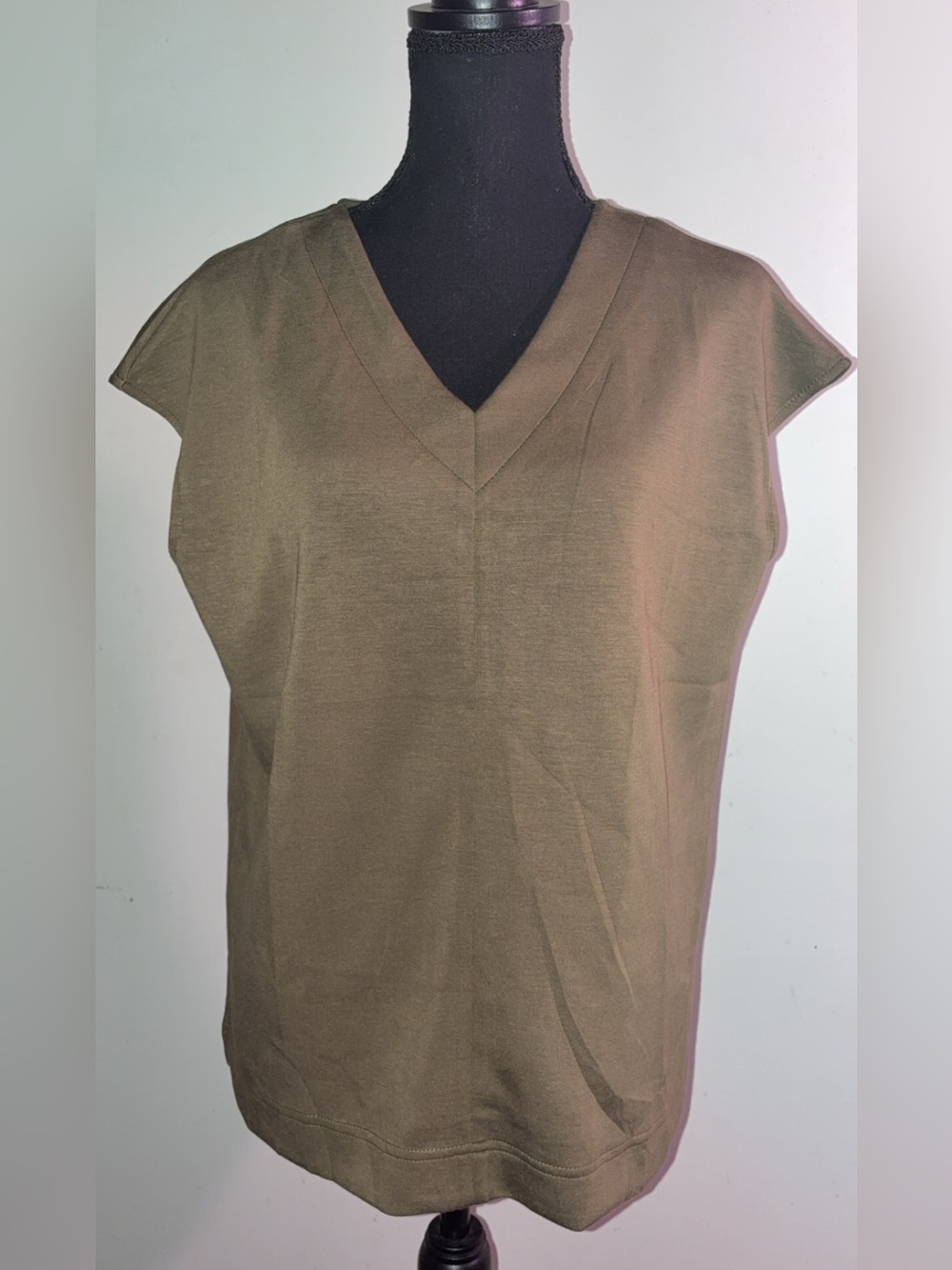 Women's V-Neck Cap Sleeve Tank Top in Olive Green